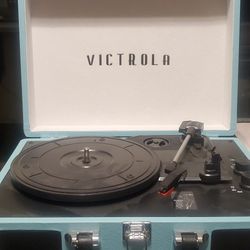 Victorla Record Player With Taylor Swift Albums 