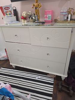 Tall White dresser girls