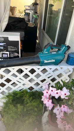 Makita blower