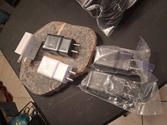 Adaptive Fast Charging Wall Chargers Lot