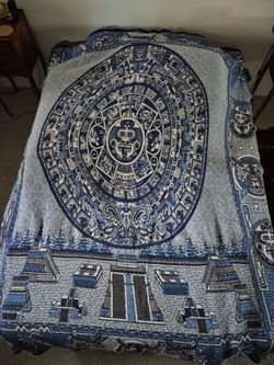 Aztec knitted blanket