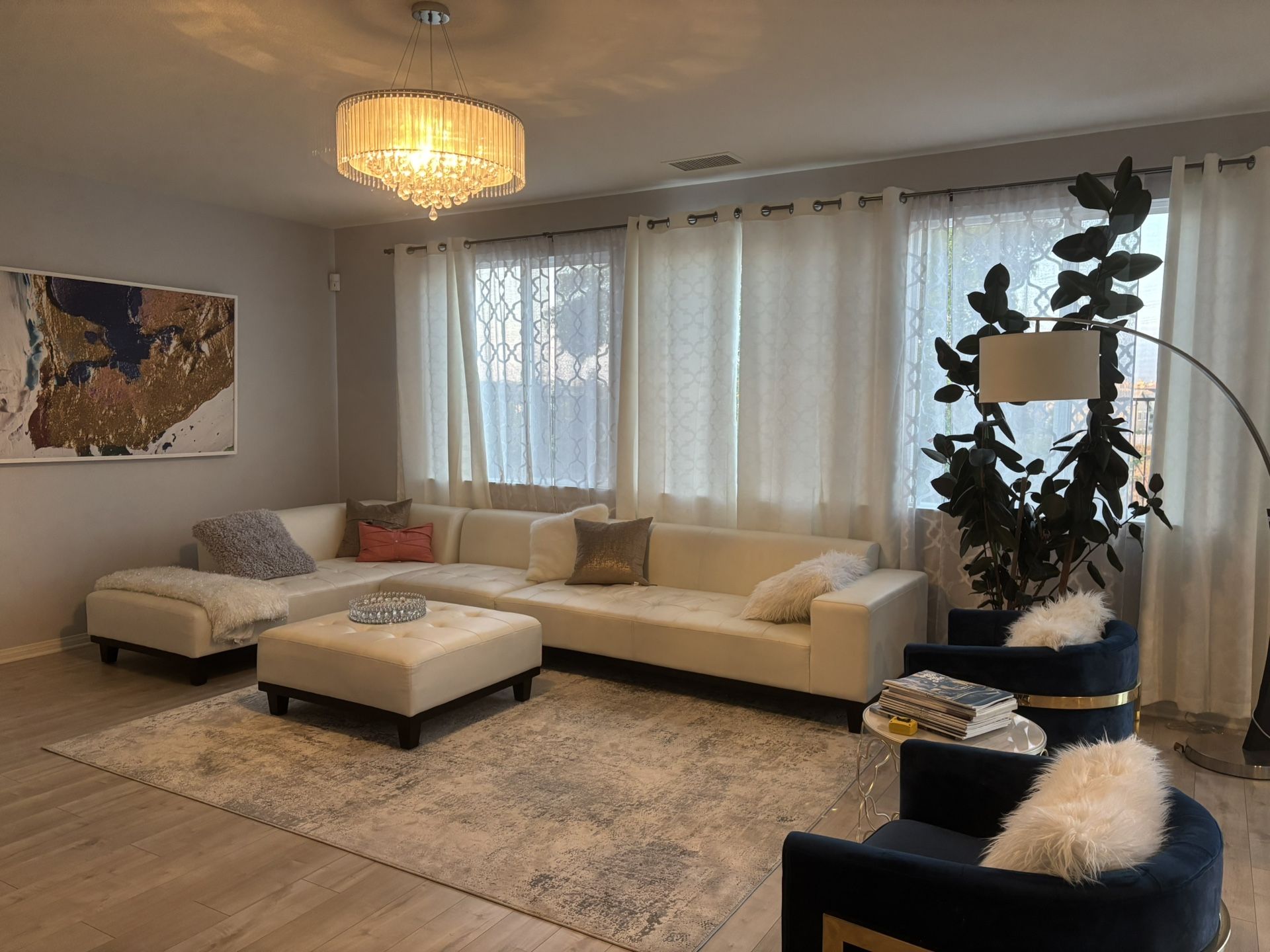 White Leather Sofa Set