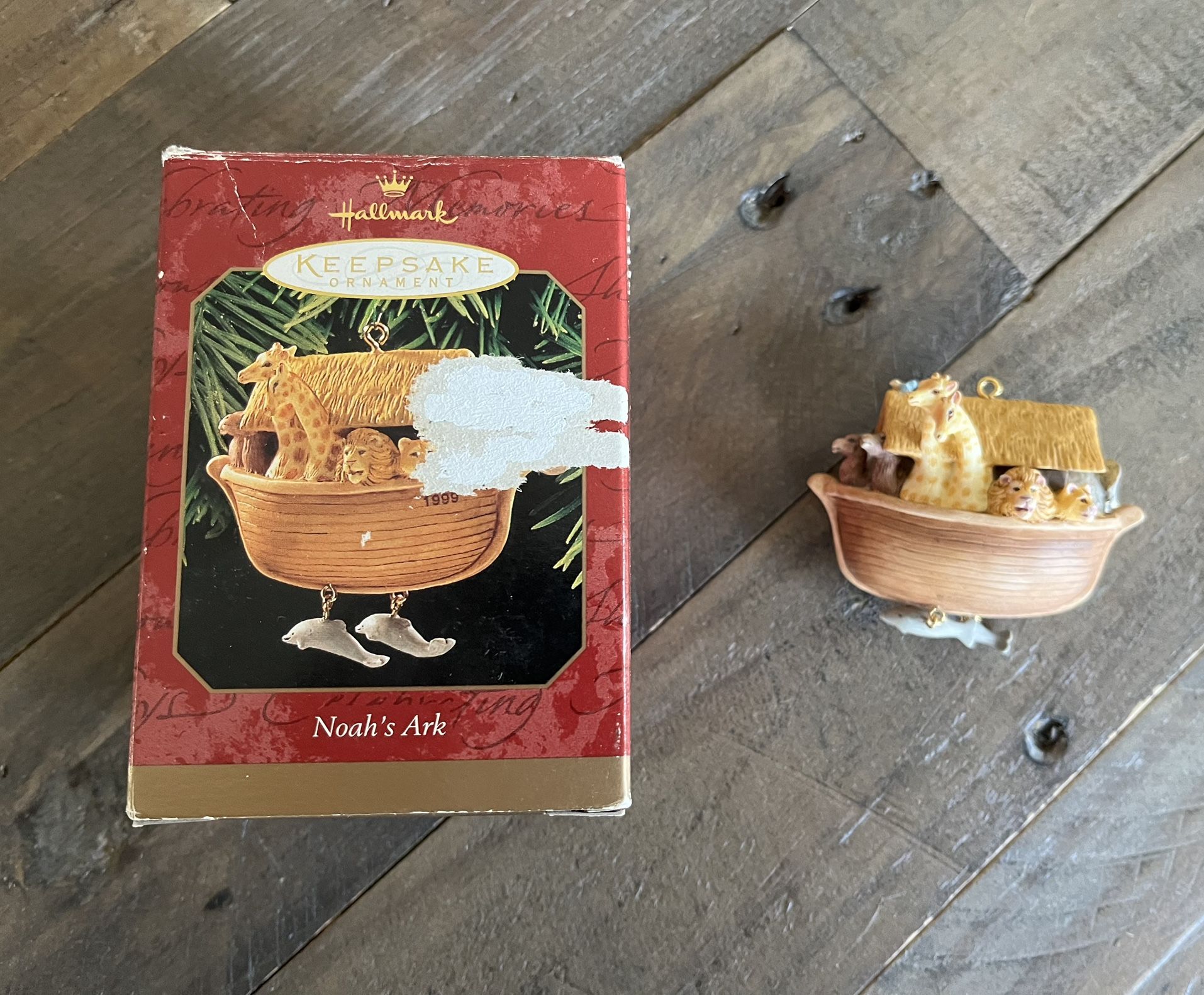 1999 Hallmark Keepsake Ornament Noah’s Ark