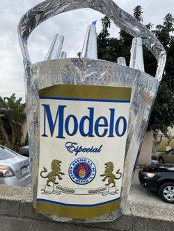 Piñata Modelo