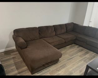 Large Brown sectional couch, including chaise