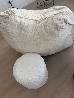 Lovesac pillowsac and squattoman bundle