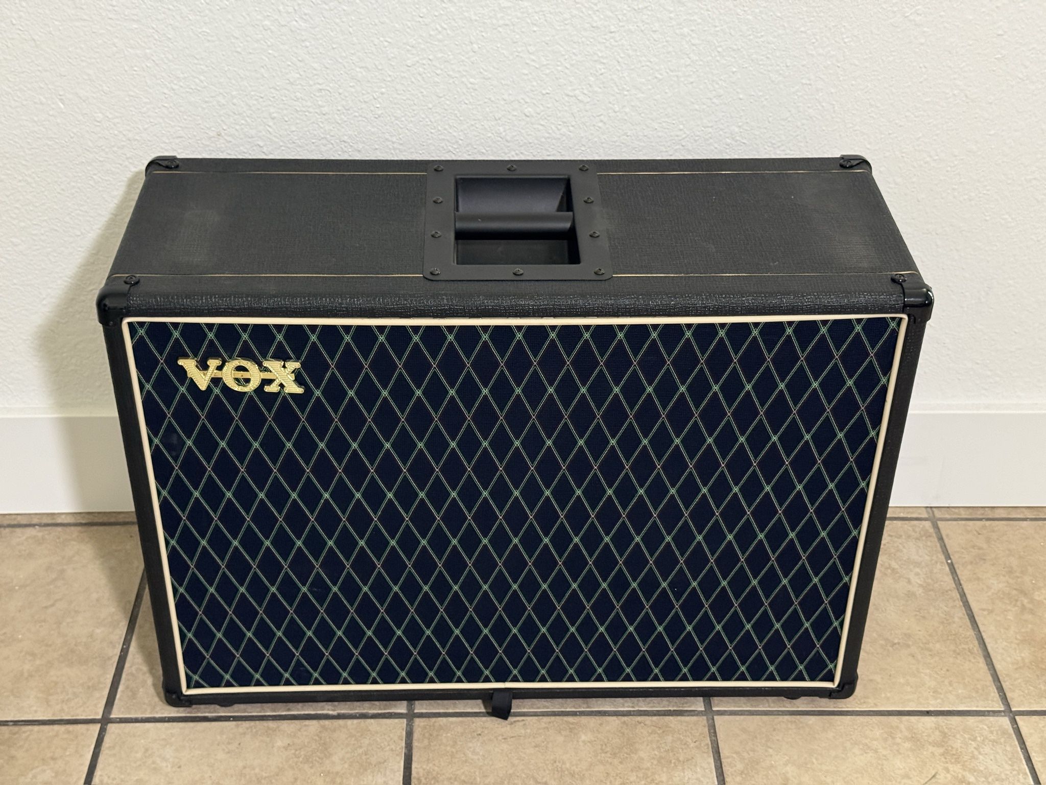 VOX AD212 Guitar Speaker Cabinet