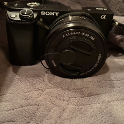 Sony A6000