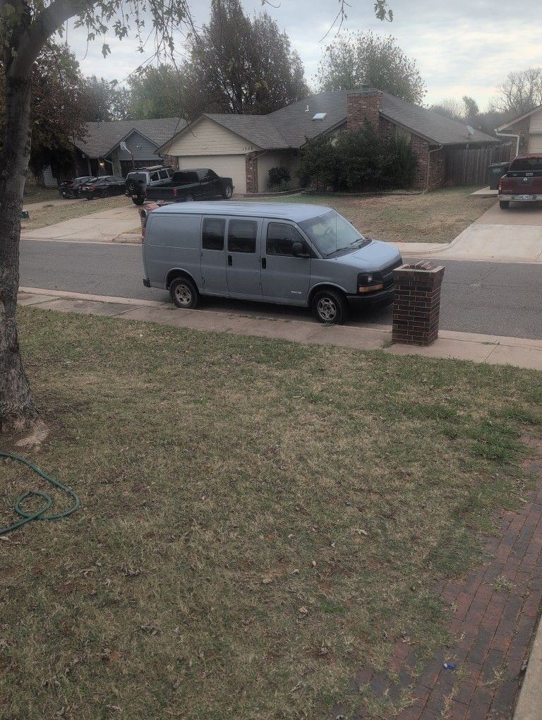 2003 Chevrolet Express