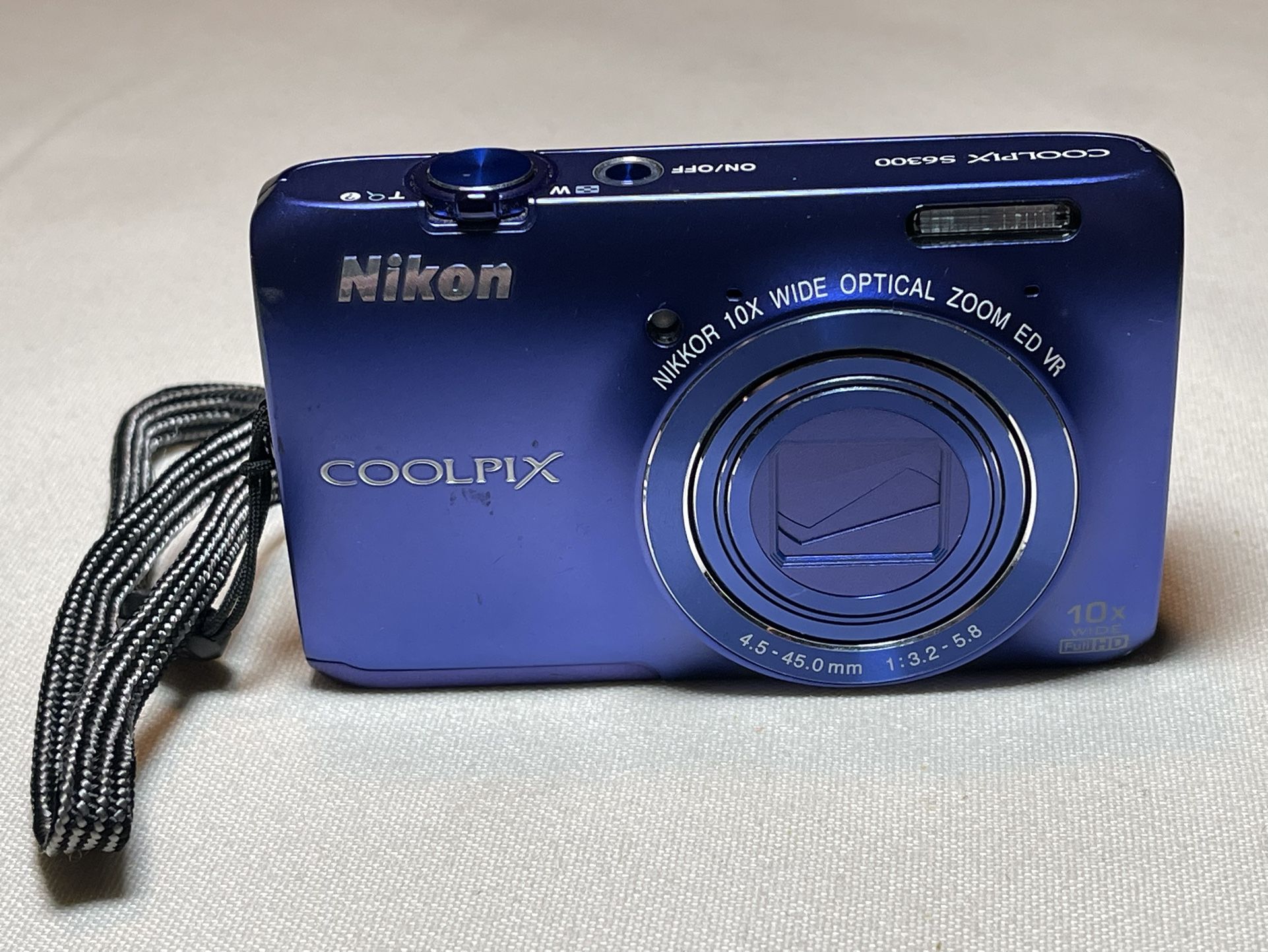 Nikon Coolpix S6300 Digital Camera Blue 16.0 MP 10x Optical Zoom