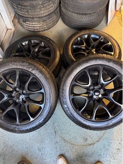 2022 grand cherokee srt 20 wheels