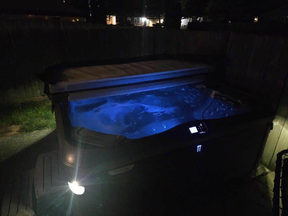 Bullfrog A8D Spa