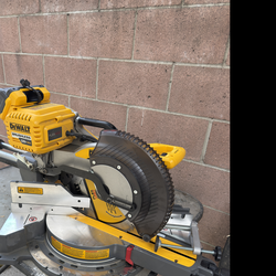 DEWALT FLEXVOLT 120-Volt MAX Lithium-Ion Cordless Brushless 12 in. Sliding Miter Saw w/ AC Adapter (Tool-Only)