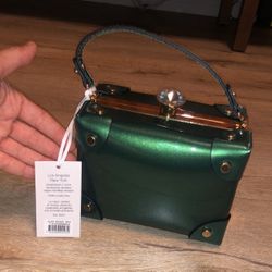 NWT Alyssa JUW-30225 patent square gold/Navy top handle crossbody bag green bag