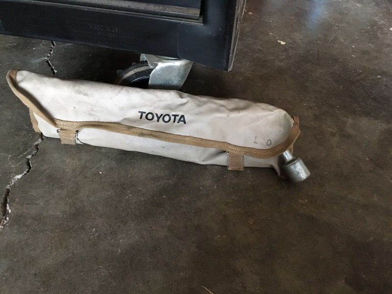 Tool Kit Out Of Toyota FJ62 