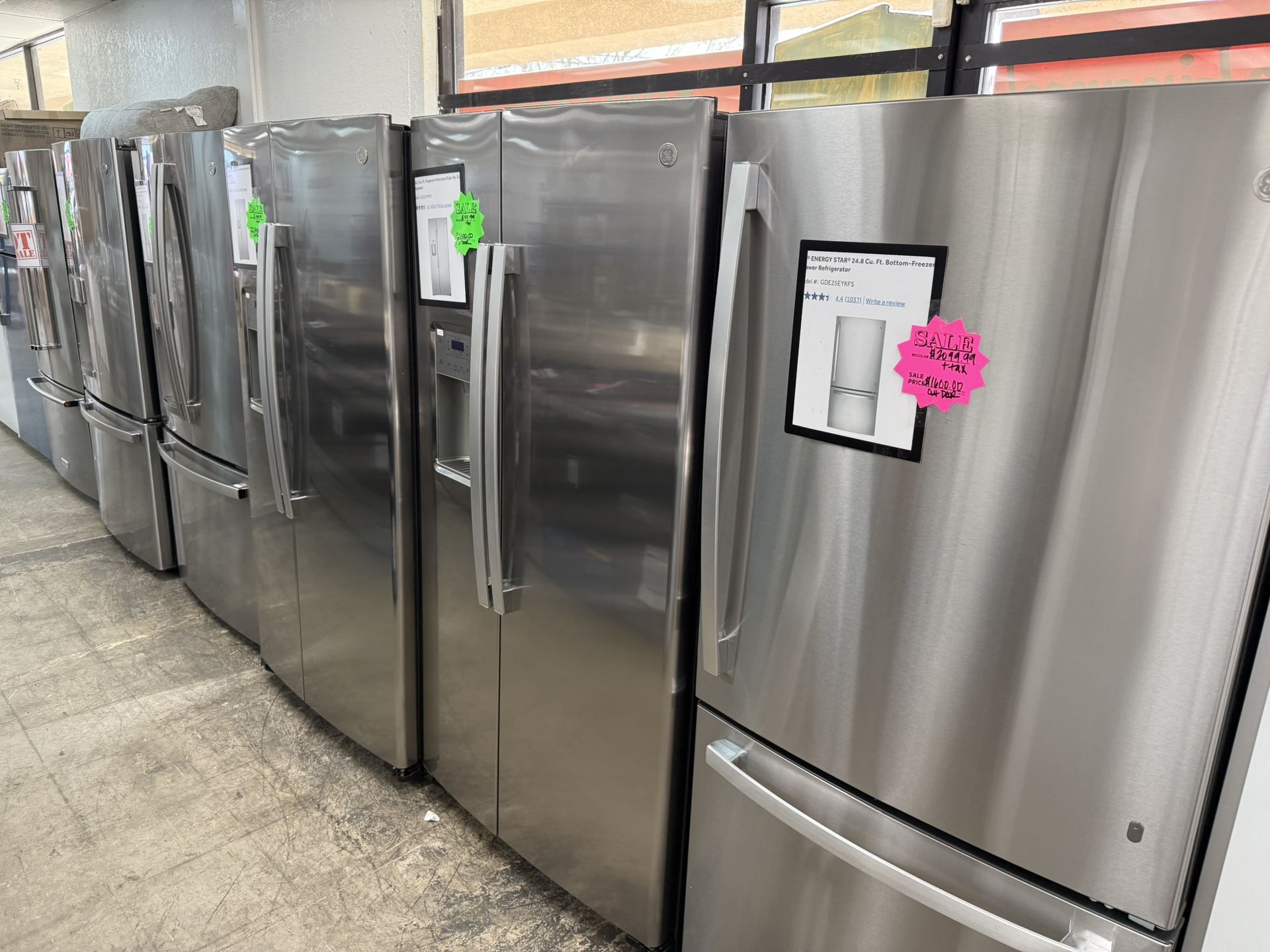 GE Refrigerator