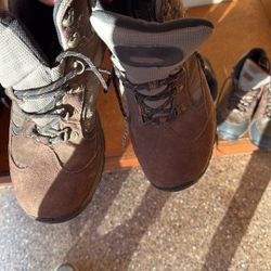 Men’s Boots Size 10