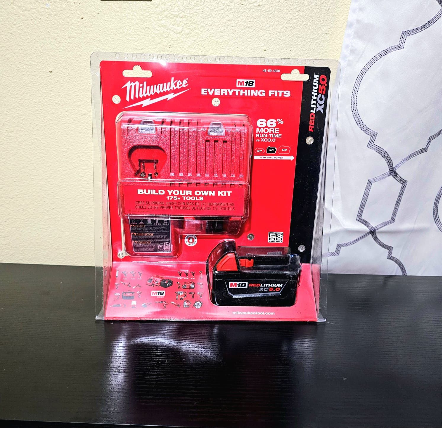 MILWAUKEE M18 5.0 BATTERY AND CHARGER