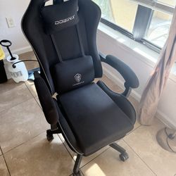 Gaming Chair- MOVING SALE- MUST BE GONE BY 5/19