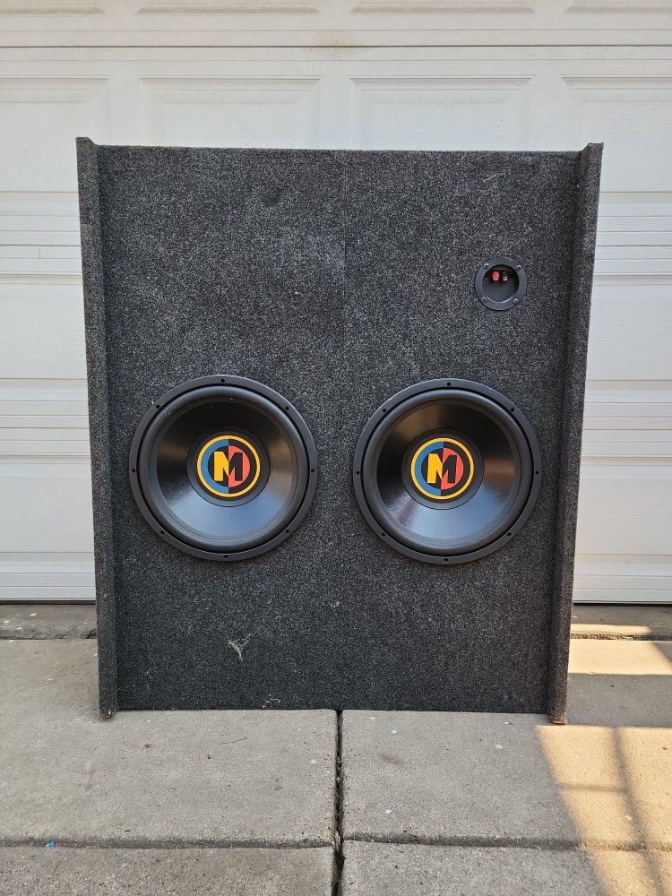 15 Inch Memphis Mojo M3 15 Inch Subwoofer With Ported Box