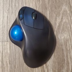 Logitech M570 Wireless Trackball Mouse