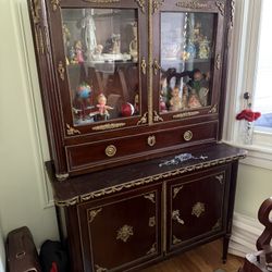 Antique Curio Cabinet 5’x39”x16”