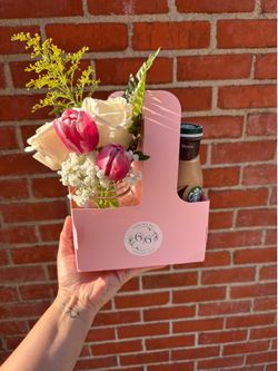 Floral cup holder gift