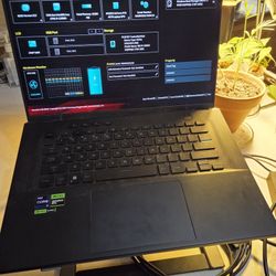 4070 RTX ASUS Rog Zephyrus M16 +Extra