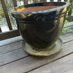 Large Ceramic Pot 