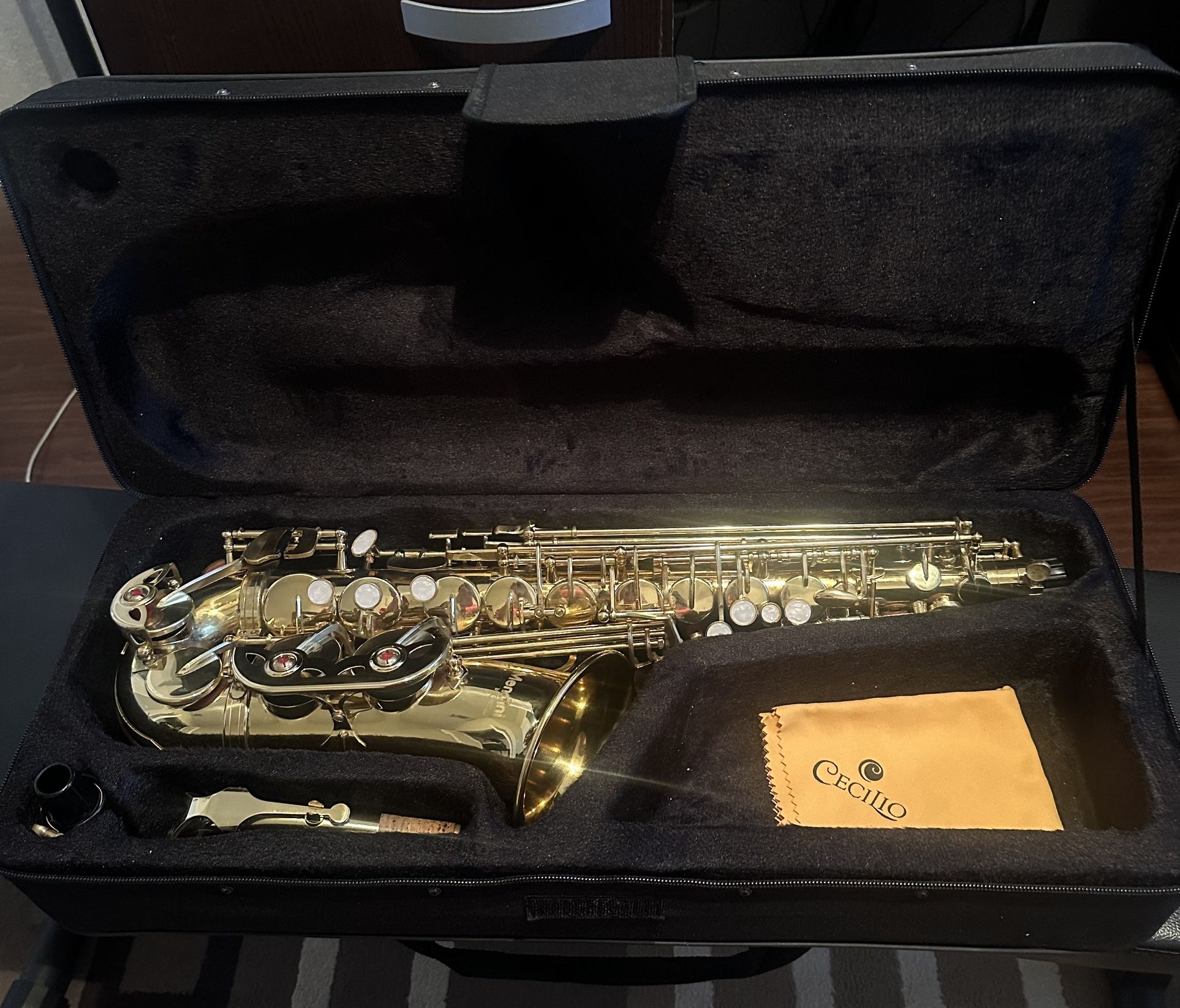 Mendini By Celilio Student Alto Saxophone