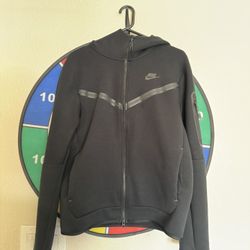 Nike tech fleece hoodie
