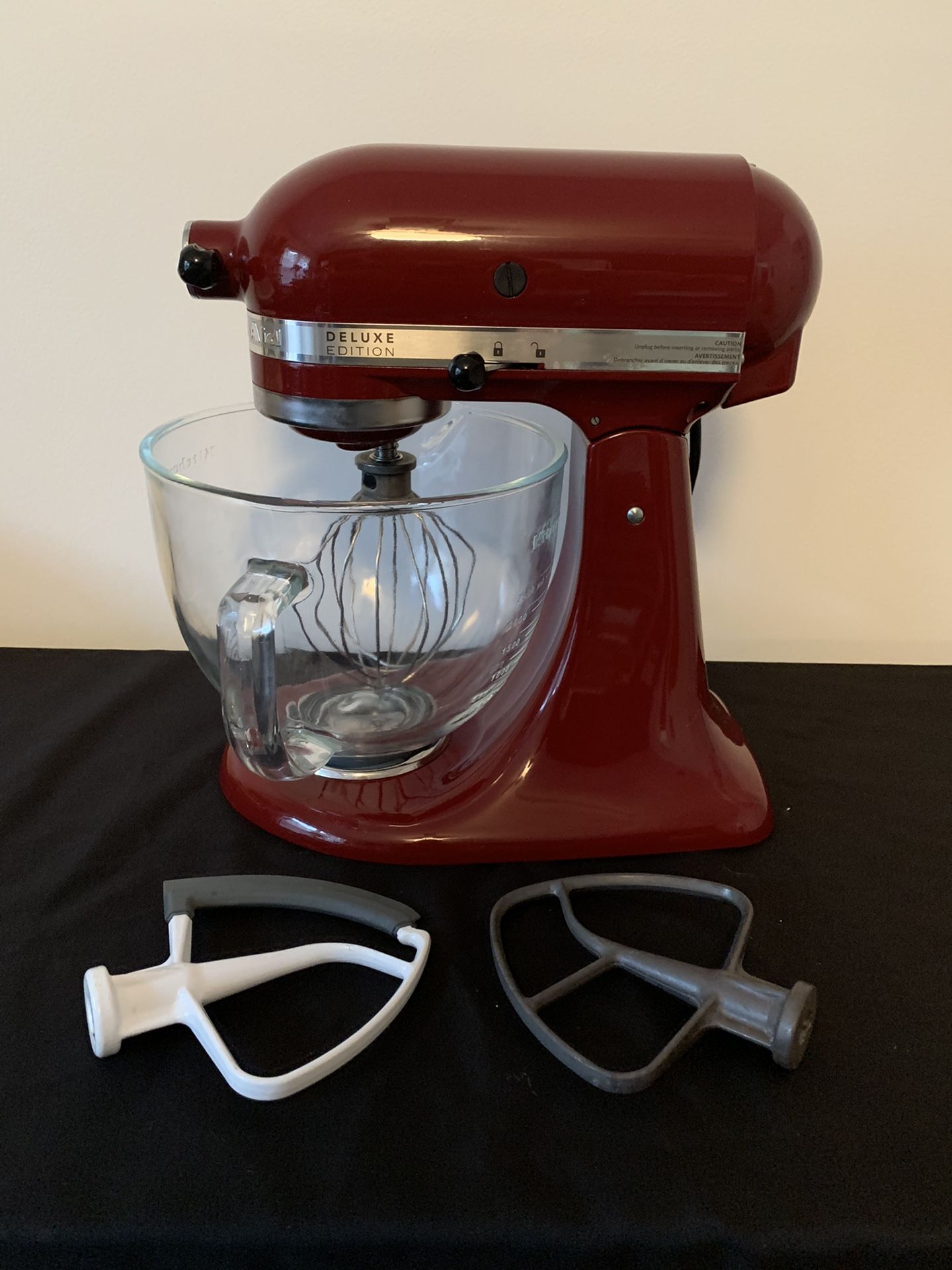 KitchenAid 5-Qt. Mixer with Glass Bowl - Empire Red