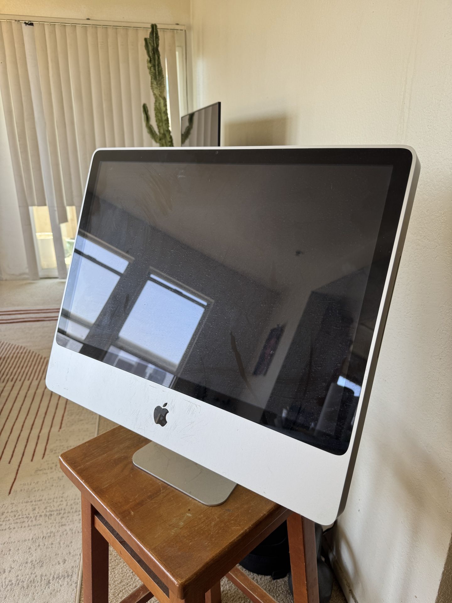 Mac Desktop Computer