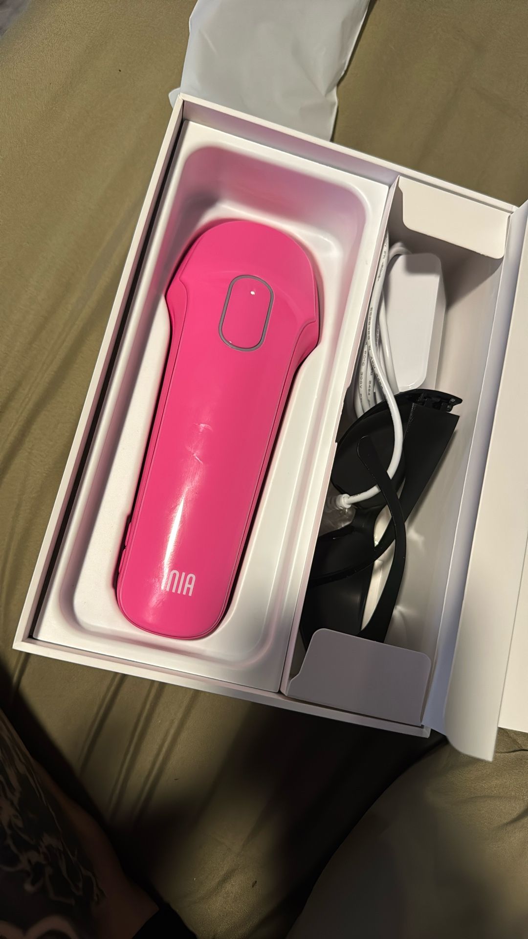 INiA hair removal laser