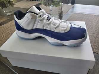 Air Jordan 11 Concord Womens