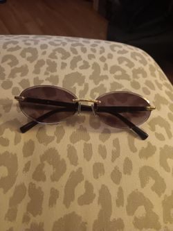 WOMEN'S MINIMALIST ROUND GLASSES