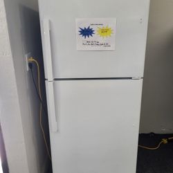 💥4th Of July Sale! 2020 GE 19cu.ft Fridge-Warranty Included 