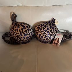 NEW 36/38 B Heavily padded Pushup Bra