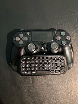 PS4 Controller with keyboard