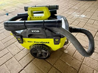 Ryobi ONE+ Cordless Wet/Dry Vac
