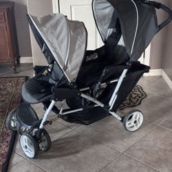 Britax Baby Car seat/ Bases AND Duo Glider Double Stroller