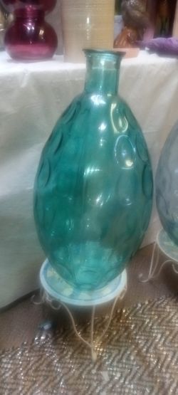 New Recycled Glass Floor Vase High Quality Masterpiece Very Detailed Thick And Elegant Made In Spain 
