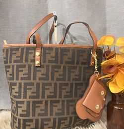 Fendi Medium Tote 