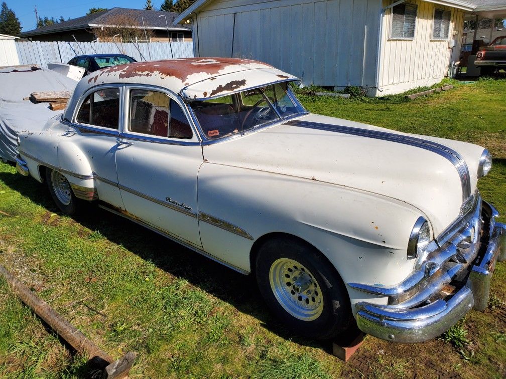 1951 Pontiac Chieftain Deluxe (8)
