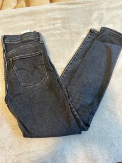 $15 Levi’s 311 Jeans (shaping skinny size 26)