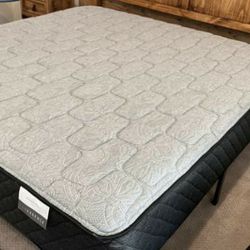 50-80% OFF RETAIL Luxury Mattress for Sale