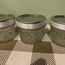 Set Of 3 BALL Brand Small Canning Glass Jars W/lids, Holds 4 Ounces, Has Cut Glass Design all Around