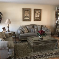 8 Pc Living Room Set