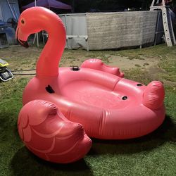 Pato Gigante Para El Agua $40 O Mejor Oferta Lo Estoy Vendiendo Porque Ya No Lo Necesitamos Más