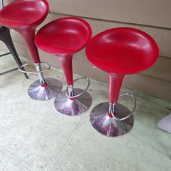 3 Adjustable  Swivel  Bar Stools